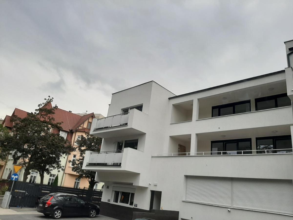 Apartament Emily Lägenhet Świnoujście Exteriör bild