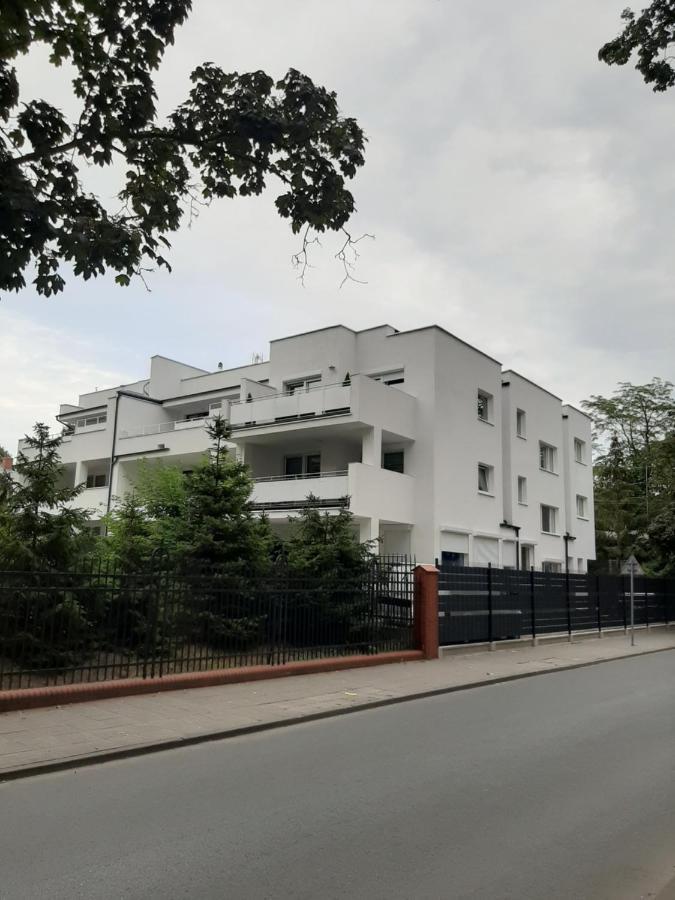 Apartament Emily Lägenhet Świnoujście Exteriör bild