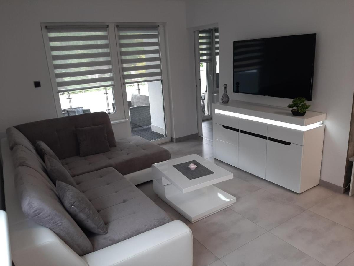 Apartament Emily Lägenhet Świnoujście Exteriör bild